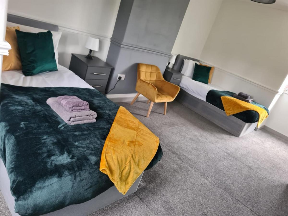 Jewel Of Barking London Villa Bagian luar foto
